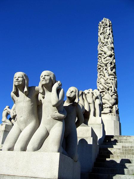 El Vigeland Park es una visita obligada para los amantes de la escultura OSLO PARQUE VIGELAND OFERTAS CRUCEROS FIORDOS NORUEGOS
